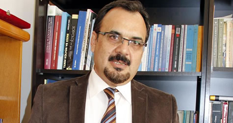 Dicle Üniversitesi (DÜ) Fen Edebiyat Fakültesi Sosyoloji Bölüm Başkanı Prof. Dr. Rüstem Erkan