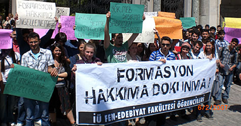 istanbul üniversitesi formasyon protestosu