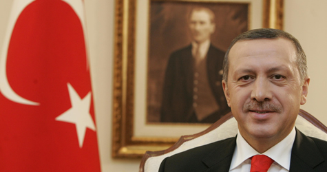 Başbakan Erdoğan asıl öğretmen atamalarının Ağustosta yapılacağını açıkladı