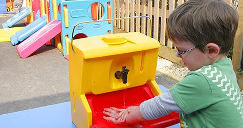 Çocuklarınızı enfeksiyonlardan nasıl koruyabilirsiniz?