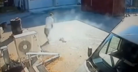 iPhone 4S cepte patladı