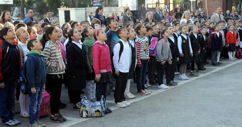 andımız son kez okundu