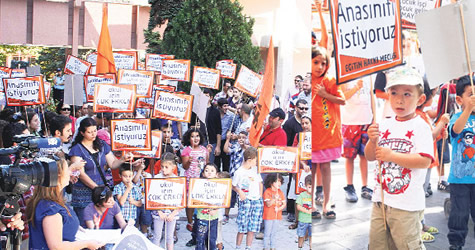 Çocuklar 4+4+4’ü protesto etti