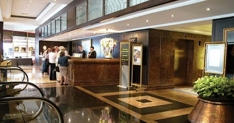 Bu üniversite dünyanın en ünlü otelini yurt yaptı