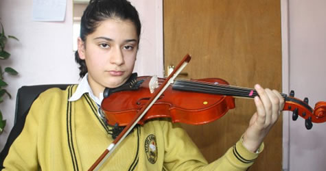 ayse_parildar