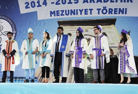 selçuklu temalı cübbeler