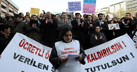 Öğretmenlere ‘EYLEM’lere katılma hakkı!