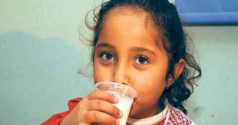 İlköğretim okullarında bedava süt uygulaması